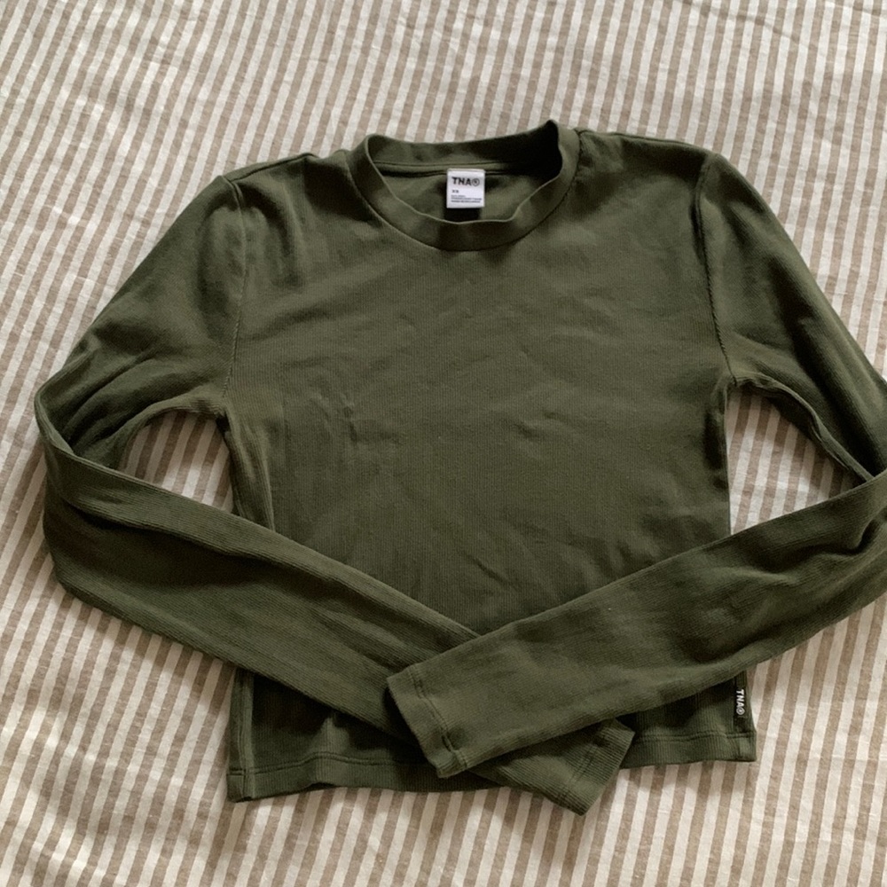 Aritzia TNA Ribbed Crop Top